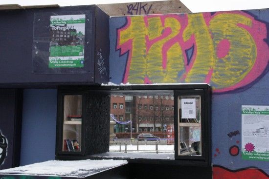 Borgerdialog, lån en bog i graffitivæggen